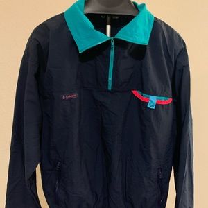 Colombian windbreaker pull over with zipper 
front pockets Men’s Medium Vintage